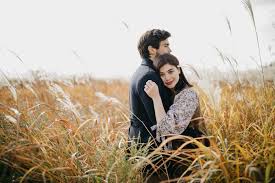 Pin By Gra Cia On Couple Photos Prenup Photos Ideas Prenuptial Photoshoot Pre Wedding Photoshoot Outfit