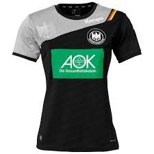 Laut wettbasis.com war zum zeitpunkt der erhebung uwe gensheimer mit rund 203.000 followern bei instagram am beliebtesten unter den deutschen handballern der wm. Das Neue Deutschlandtrikot Der Handball Damen Fur Die Heim Wm 2017 Jetzt Bestellen Deutschland Trikot Handball Trikot