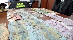 Apoi, durata de viata a unei bancnote de un dolar este de aproximativ sase ani, mai putin de jumatate fata de cei 15 ani cat este durata medie de viata a unei. Inspectorii Dgaf Au Confiscat 95 901 Lei 27 000 Euro Si 3 200 Dolari Sua 14 15 Marte 2015 Youtube