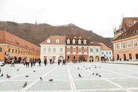 Momentul de apogeu va tine 4 minute si 2 secunde. Turist In Romania Vacanta In Poiana Brasov Dupa 8 Ani BascheÈ›i CÄƒlÄƒtori