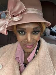 Good morning and happy Sunday thank you for accepting me to this group as I  am a lover of hats. Let's thank God for another beautiful day HE has kept  us! The