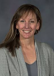 Deidre Dunn's Instagram, Twitter & Facebook