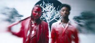 Ayy, i've been fuckin' hoes and poppin' pillies man, i feel just like a rockstar (star) ayy, ayy, all my brothers got that gas and they always be smokin' like a rasta fuckin' with me, call up on a uzi and show up, man. Post Malone Releases A Music Video For Rockstar Ft 21 Savage