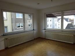 Wohnung zu vermieten, ca.100 quadratmeter unterhalb vom schloss hohenlimburg ca.10 min.zu fuß zur innenstadt, busbahnhof,bahnhof, 1.etage,4 zimmer,küche,bad, extra dusche,zweite toilette. 4 Zimmer Wohnung Zu Vermieten Lindenbergstrasse 7 A 58119 Hagen Hohenlimburg Hagen Mapio Net