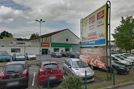 Vous commencez à être légèrement stressé par cette compétition qui. Un Pieton Tue Sur Un Parking A Thionville Fauche Par Une Voiture Ce Que L On Sait Du Drame Lorraine Actu