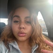 Samantha Mccloud's Instagram, Twitter & Facebook