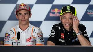 Valentino rossi mengaku belum bisa menentukan masa depannya dalam waktu dekat, karena semua bergantung hasil motogp 2020. Marquez Respons Rossi Pensiun Dengan Membela The Doctor
