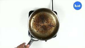 Restore Your Pots And Pans To Their Original Shine With Just Water Vinegar And Baking Soda Baking Soda Vinegar Natural House Cleaning Pots And Pans
