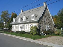 Le Chemin Du Roy Entre Quebec Et Montreal Articles Encyclopedie Du Patrimoine Culturel De L Amerique Francaise Histoire Cultu Maison Canada Maison Victorienne Et Vieilles Maisons