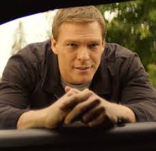 Mike Sampogna's Instagram, Twitter & Facebook