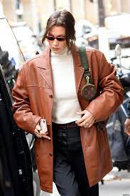 Pin By Frederikke Frisenborg On Bella Hadid Leather Jacket Outfits Bella Hadid Outfits Leather Jacket
