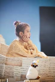 Iu Lovepoem Girl Artist Iu Fashion Korean Actresses