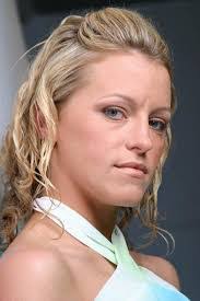 Natalie Wymer's Instagram, Twitter & Facebook