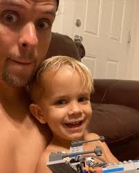 Aaron Money (@aaronmoney92) • Instagram photos and videos