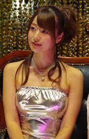 File:Hatsumi Saki (初美沙希) at Tokyo Game Show 2014.jpg - Wikipedia