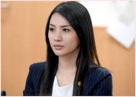 相棒 などに出演の芦名星 あしな せい さん 自宅で亡くなっていたことが判明 36歳 こぐま速報 ヘアスタイル ロング 星 自宅で