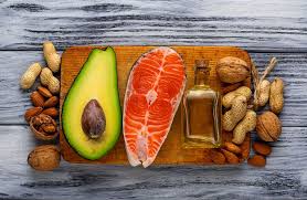 Manger beaucoup d'aliments qui font grossir tout en adoptant un mode de vie sédentaire est la principale raison d'une prise de poids. Vrai Faux Sur Les Gras