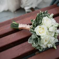Mar 22, 2021 · for this carefree wedding in the hills of virginia, sweet root village made bouquets of soft pink astrantia, baby's breath, eucalyptus, lavender larkspur, baby white daisies, nigella, and blue. Inspirational And Elegant White Bridal Bouquets