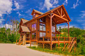 This large luxury cabin rental is offered in legacy resort just 2 miles from dollywood. Smoky Vista Lodge 3 Bedroom With Pool 134103 Find Rentals