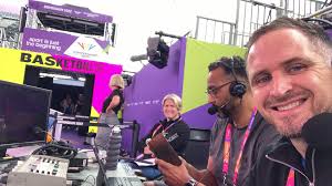 Clare Griffiths (@ClareStrange)