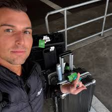 EDC transportation options from airport to NyNy