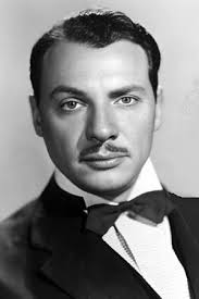 Drew Roddy : biographie, filmographie, photos & vidéos