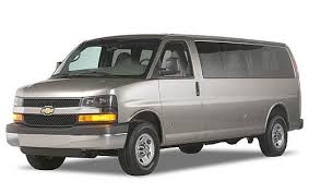 The express passenger van can hold 12 people or 15, depending upon the configuration chosen. 2007 Chevrolet Express Review Ratings Edmunds