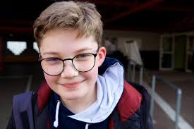 Un an avec le Covid-19 dans le Calaisis: soignants, commerçants, étudiants…  Ils témoignent