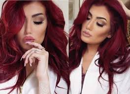 La sensual cantante pop odiada por el Estado Islámico