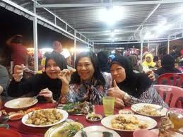 Kami sekeluarga menikmati ikan bakar untuk. Butter Prawn Photo De Seri Muara Alai Hj Nasir Ikan Bakar Malacca Tripadvisor