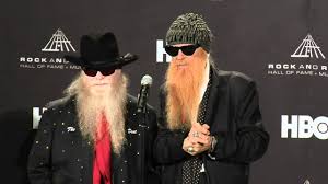 Dusty hill, the bassist for zz top for over 50 years, has died, according to a statement by bandmates billy gibbons and frank beard posted on facebook. Billy Gibbons And Dusty Hill Of Zz Top On 2012 Hall Of Fame Inductee Freddie King Youtube