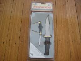 Winchester Model 70 Limited Edition Bowie Lockback Knife Set