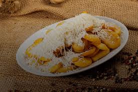 Ciorba de perisoare de peste a la matei (2 felii de paine incluse). Matei Takeaway Meniu