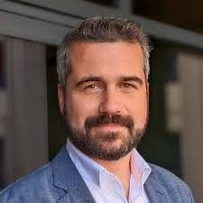 Dan Caban (@danielcabaniel)