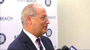 Money plays a big part': Audio reveals Miami Beach mayor, developers  planning re-do of Ocean Drive