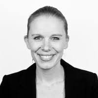 Nicole Heinrichs's Instagram, Twitter & Facebook