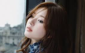 4 thói quen khiến lớp trang điểm khó đẹp - Saostar.vn