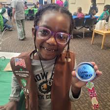 Service Unit 270/271 is ready for an amazing Cookie Season! 🍪💚 Parents  and Troop Leaders: we want to see photos and videos of ALL THINGS COOKIES!  Email communications@girlscoutsnca.org to see your girl(s)