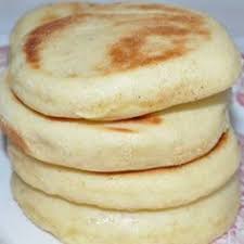 32 Batbout Pain Marocain Cuit A La Poele Recettes Rezepte Marokkanische Rezepte Et Brot Rezept
