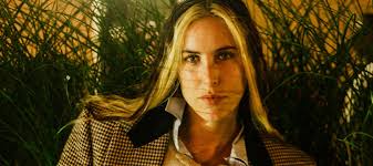 Spiritualität und fiktive Beziehungen: Dinner-Talk mit Musikerin Scout  Willis