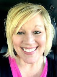 Kristen Wakefield's Instagram, Twitter & Facebook