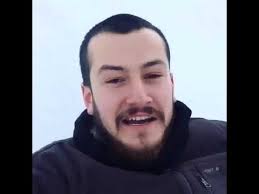 Yarım ile yamalak izle 2018, komedi filmleri izle. Survivor Resat Kimdir Sultan Resat Haciahmetoglu Lafmacun