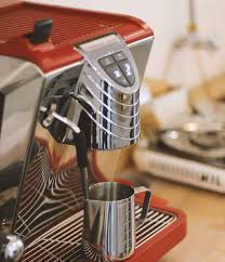 Delonghi coffee machines also have a reputation for producing excellent espresso and being highly reliable. Best De Longhi Italian Brand Coffee Machines For Home Use Review Mummy Matters