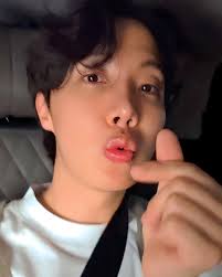 한국 도착했습니다 🇰🇷🫶 Follow @jung.hoseok For More! #BTS #방탄소년단 #JHOPE #제이홉