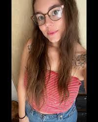 Cassandra Stump's Instagram, Twitter & Facebook