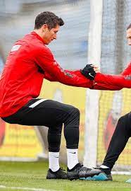 Robert lewandowski about the new nike hypervenom phantom iii football boot. Robert Lewandowski Trains In Next Gen Puma Future Soccerbible