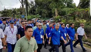 Calon ahli majlis tertinggi umno, datuk tengku putra haron aminurrashid tengku hamid jumat. Calon Bn Diminta Untuk Utamakan Perpaduan Parti Zahid Sarawakvoice Com