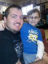 This is sad and shocking. As young as he was, vibrant, confident and always  focused. A friend that never made boundaries. RIP brother Austin. I wonder  who will ever host me at