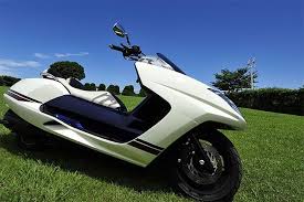 ヤマハ マグザム プロが造るカスタム バイクブロス マガジンズ マグザム ビッグスクーター マグザム カスタム