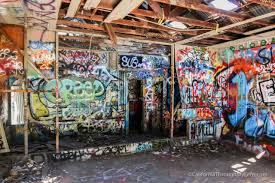 Résultat de recherche d'images pour "lazoo graffiti"